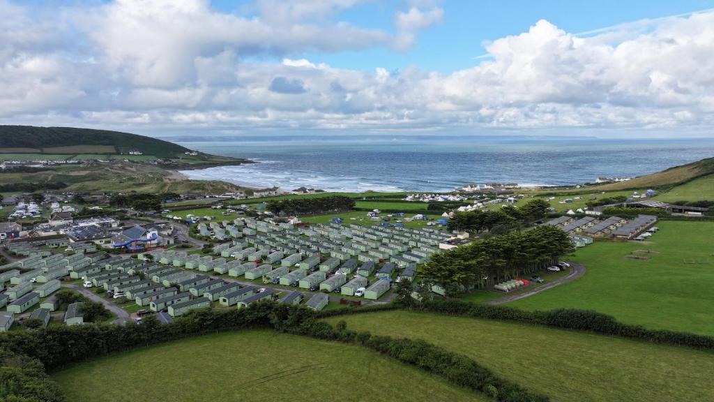 Ruda Holiday Park Devon: The Full Croyde Bay Guide